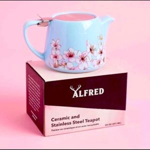 NIB Alfred Teapot